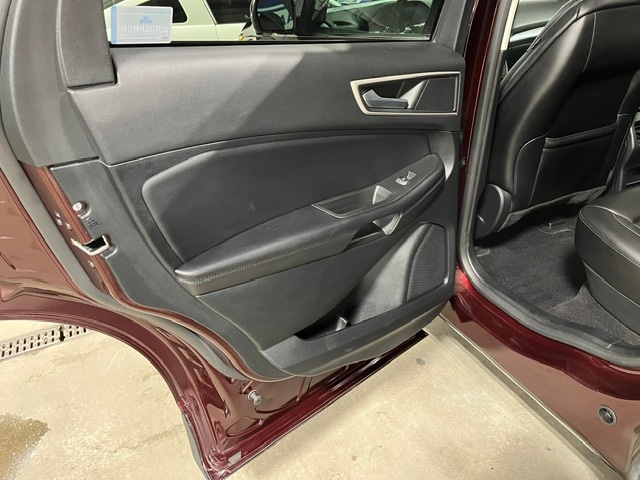 Photo 19