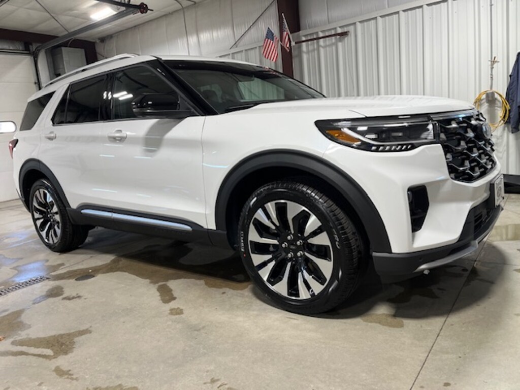 New 2026 Ford Explorer Platinum 4WD WAGON