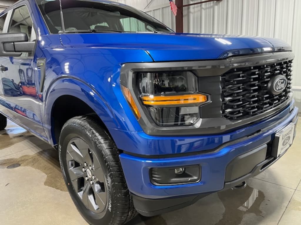 New 2025 Ford F-150 STX Supercrew PICKUP