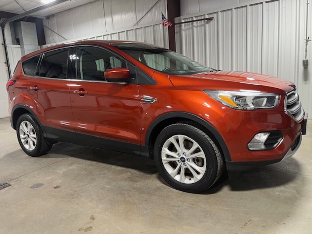 Used 2019 Ford Escape SE 4WD WAGON
