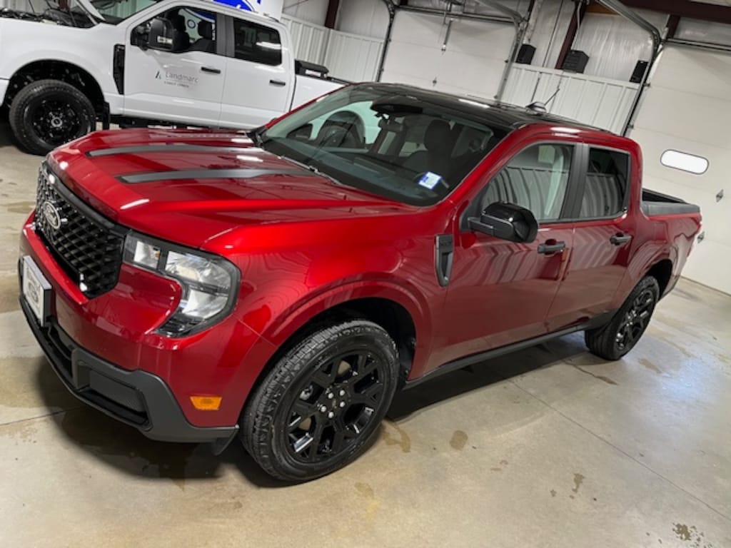 New 2025 Ford Maverick XLT AWD PICKUP