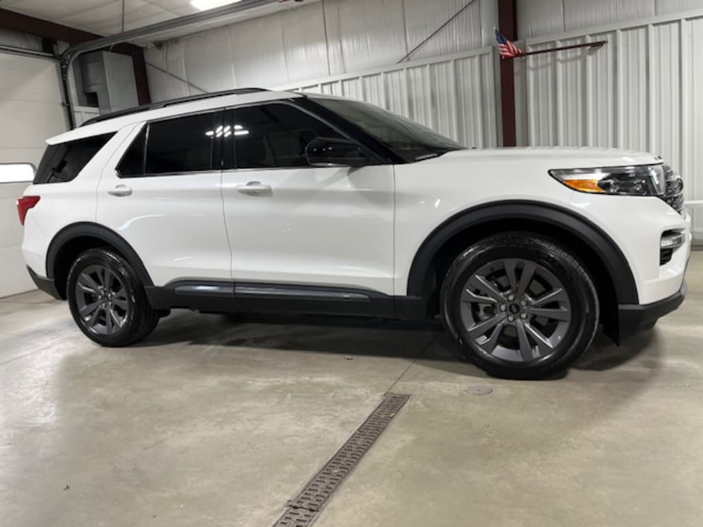 Used 2023 Ford Explorer XLT 4WD WAGON
