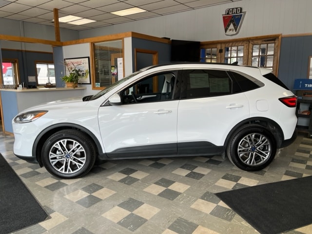 Used 2021 Ford Escape SEL with VIN 1FMCU9H6XMUA31054 for sale in Sheboygan Falls, WI