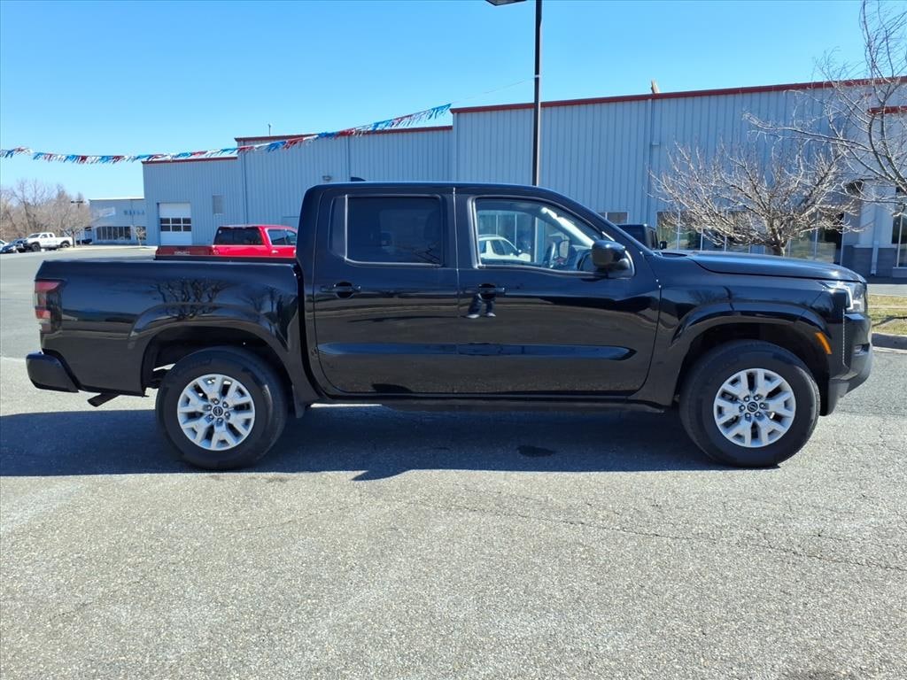 Used 2023 Nissan Frontier SV 4x4 SV Crew Cab 5 ft. SB
