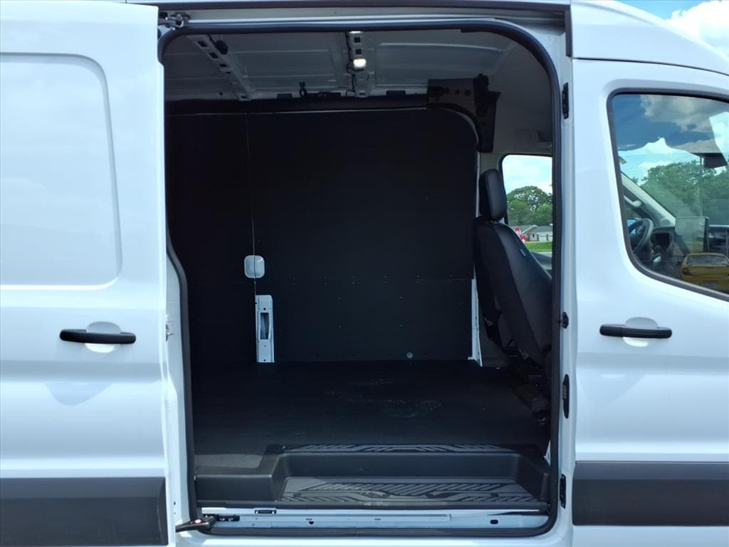2026 Ford Transit Van Base - Photo 7