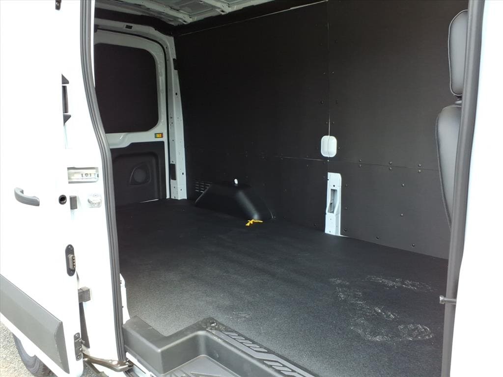 2026 Ford Transit Van Base - Photo 8