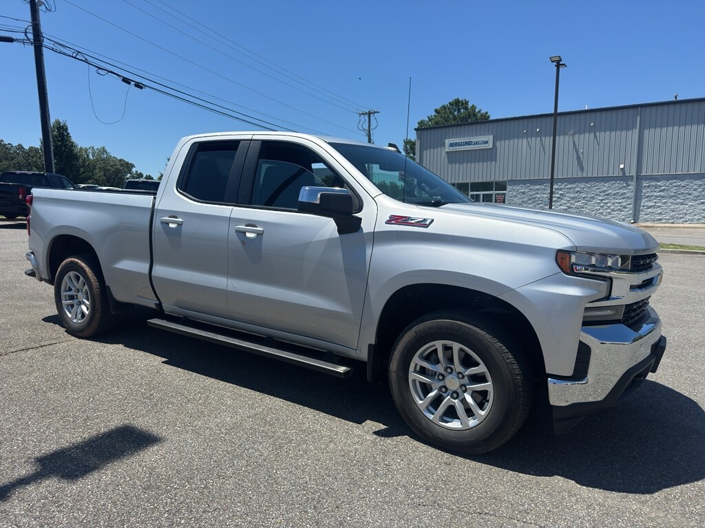 Used 2020 Chevrolet Silverado 1500 LT 4x4 LT Double Cab 6.6 ft. SB