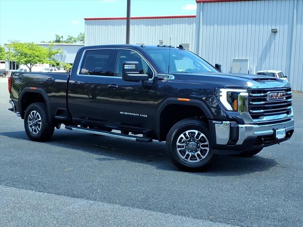 New 2026 GMC Sierra 2500 HD SLE Truck Crew Cab