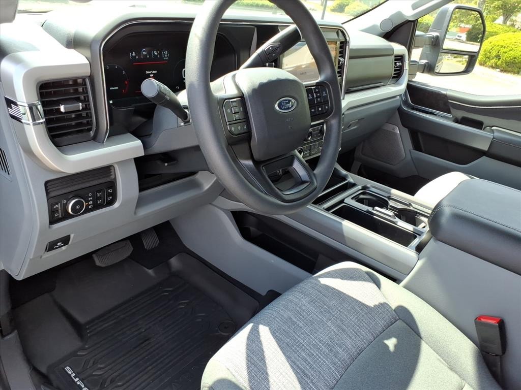 New 2026 Ford F-250 Truck Crew Cab