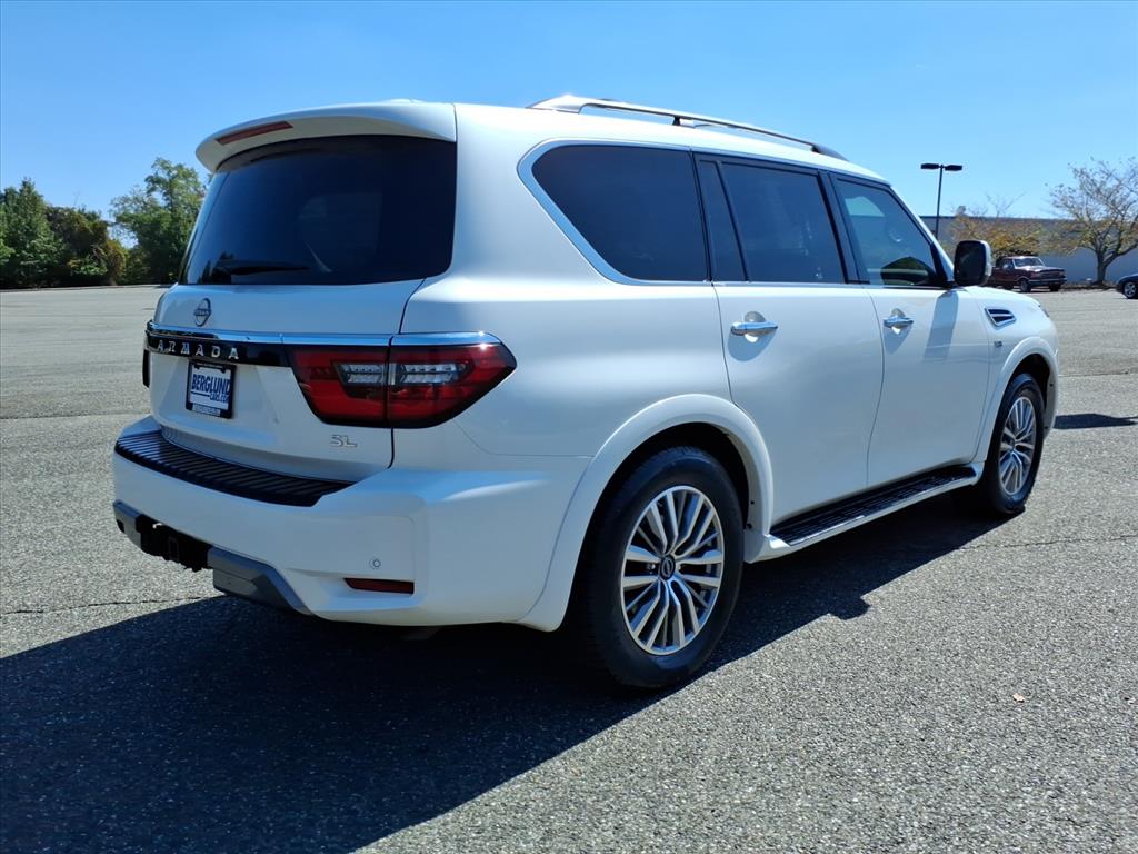 2021 Nissan Armada SL photo 3