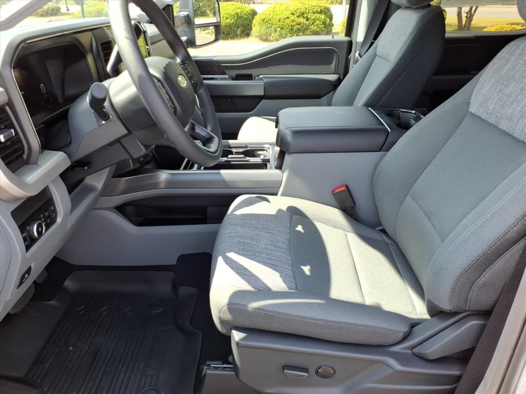 New 2026 Ford F-250 Truck Crew Cab