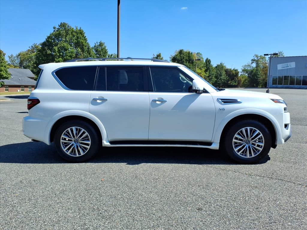 2021 Nissan Armada SL photo 2
