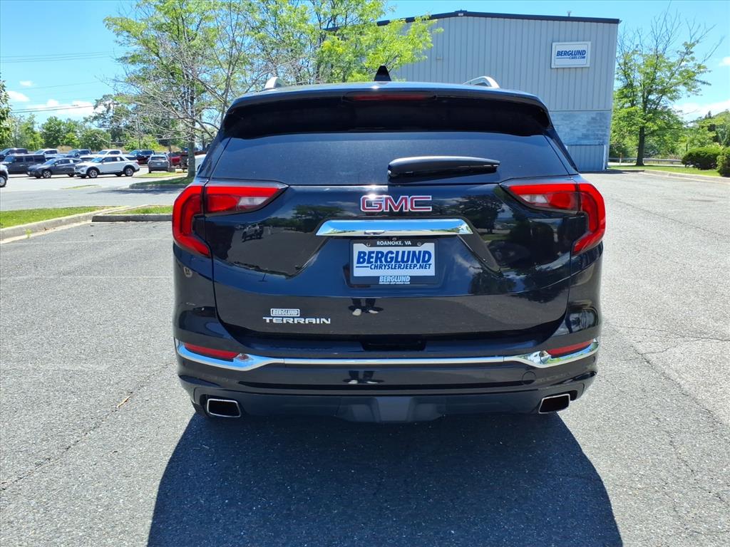 2020 GMC Terrain Denali - Photo 12