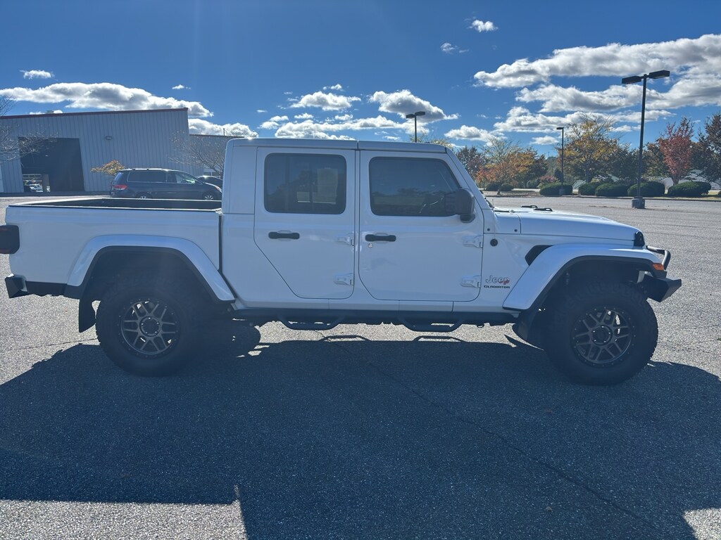 2020 Jeep Gladiator Overland photo 4
