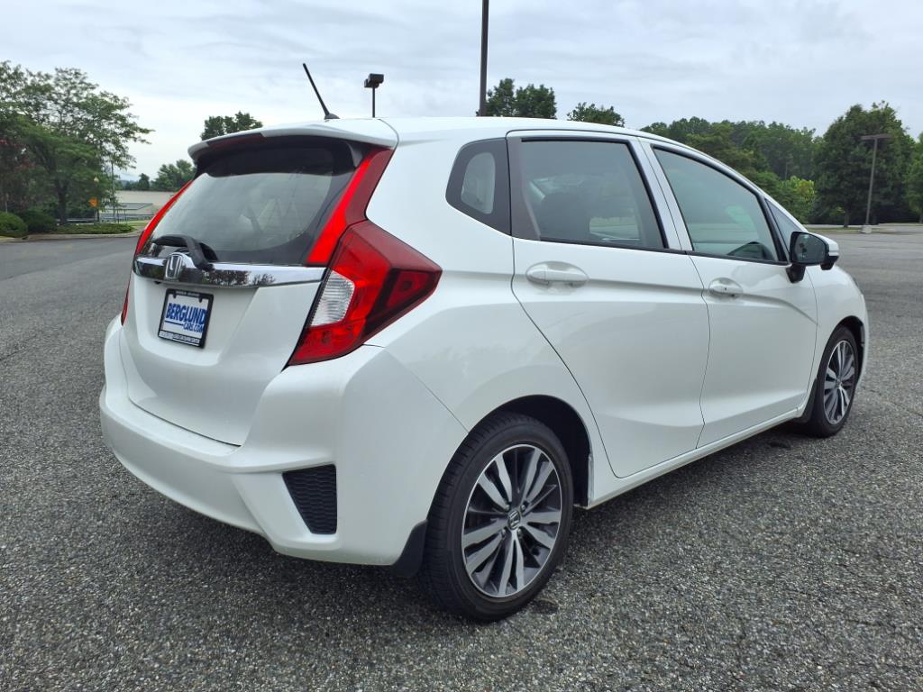 2017 Honda Fit EX photo 4
