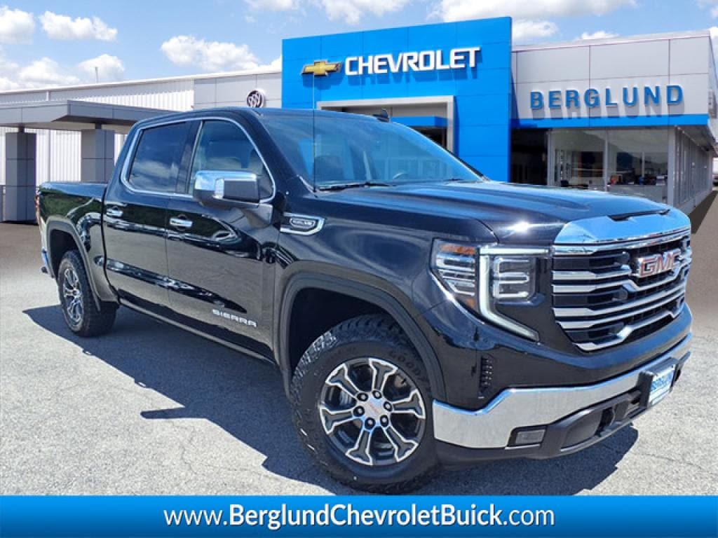 Used 2025 GMC Sierra SLT Cab; Crew