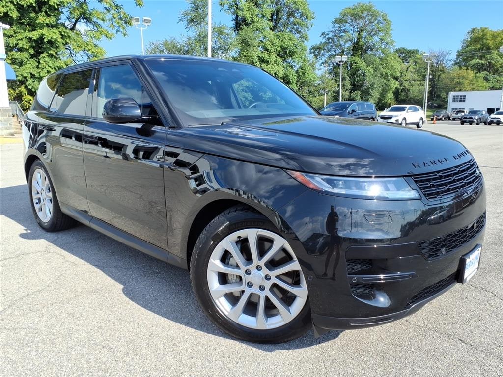 Used 2025 Land Rover Range Rover Sport SE Sport Utility