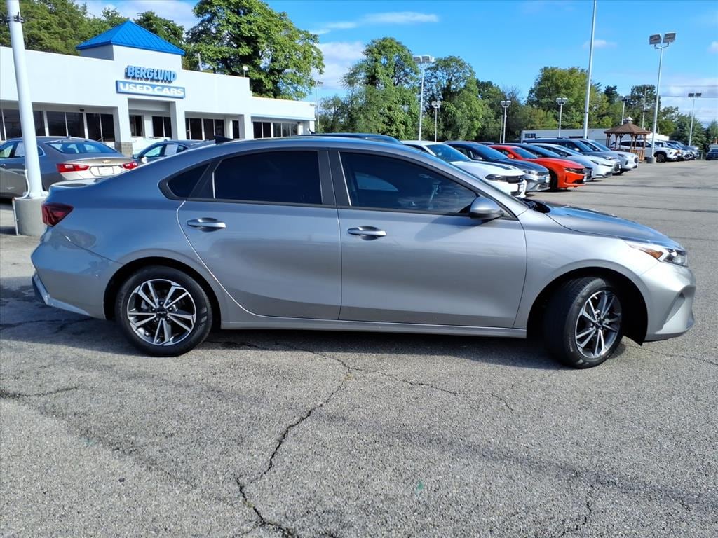 Used 2023 Kia Forte LXS Sedan