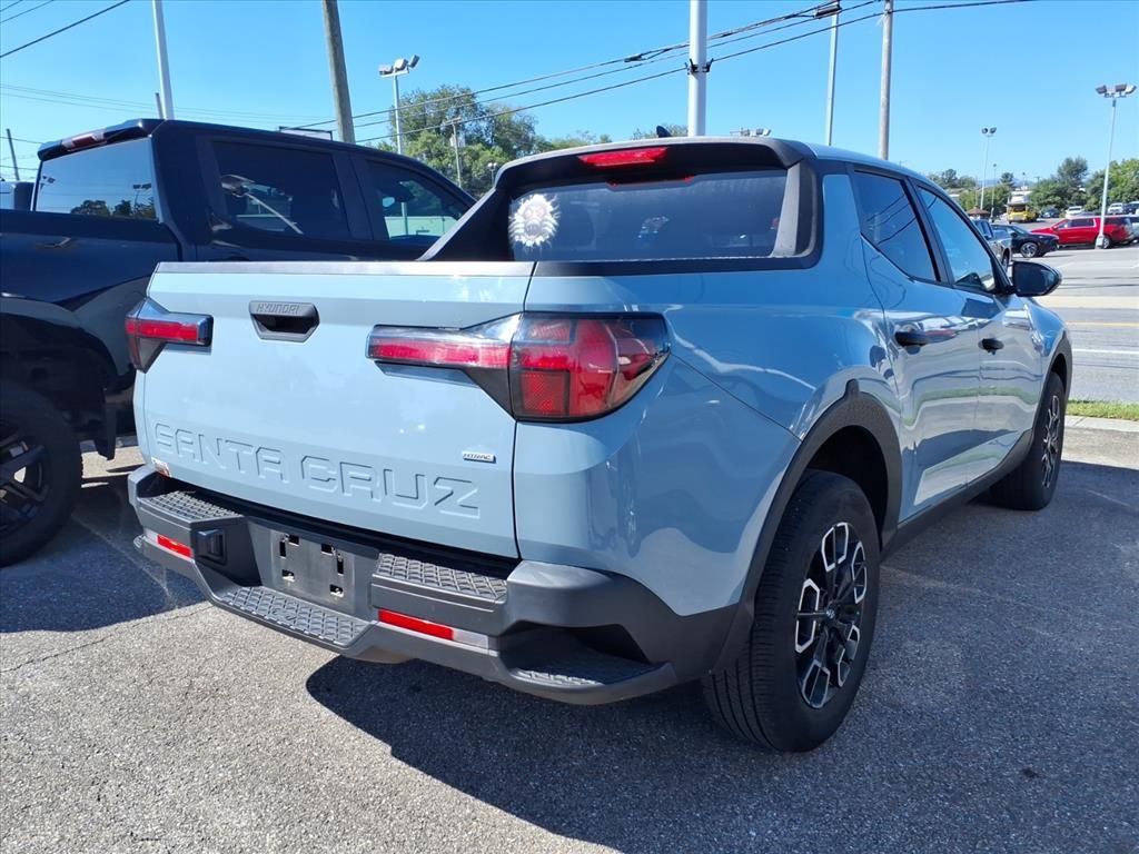 2022 Hyundai Santa Cruz SE photo 3