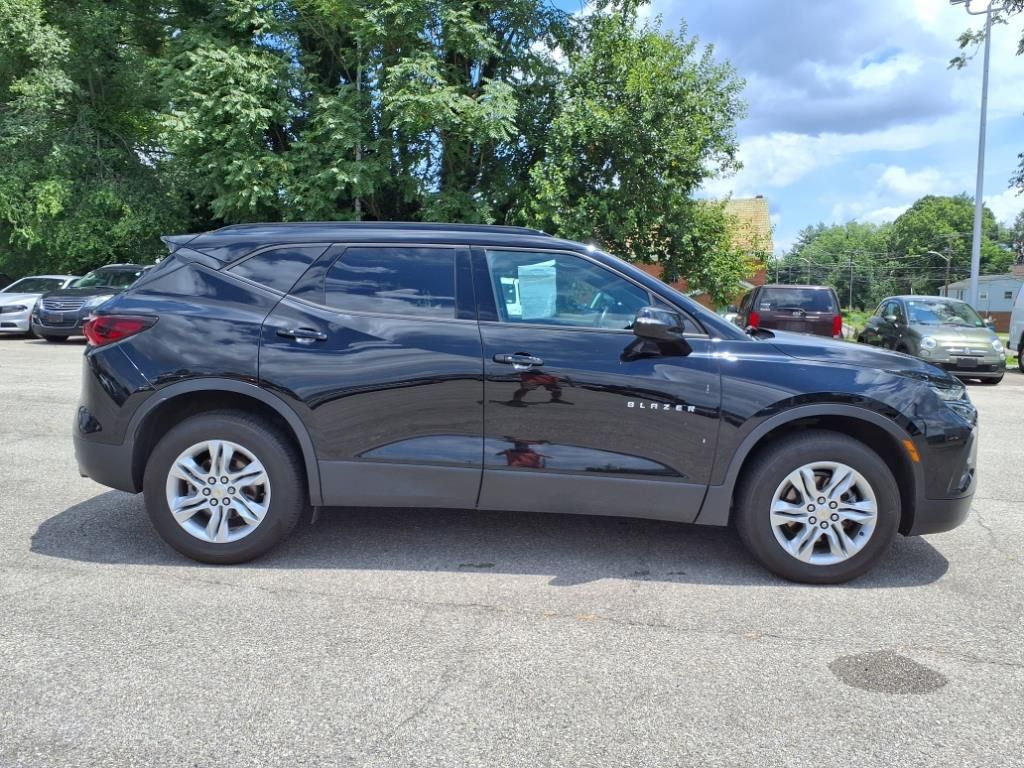2021 Chevrolet Blazer 2LT photo 2