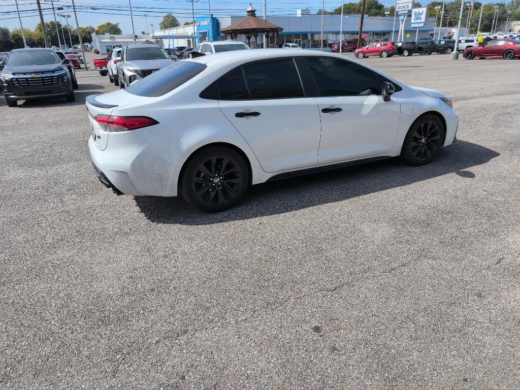 2021 Toyota Corolla SE photo 2
