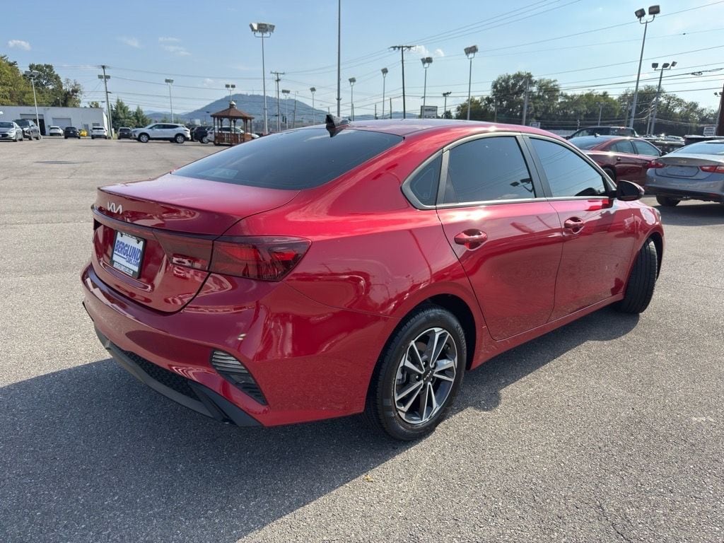 Used 2023 Kia Forte LXS Sedan
