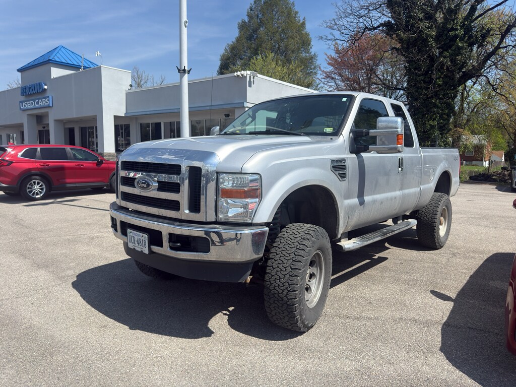 Used 2010 Ford F-250 Lariat Extended Cab