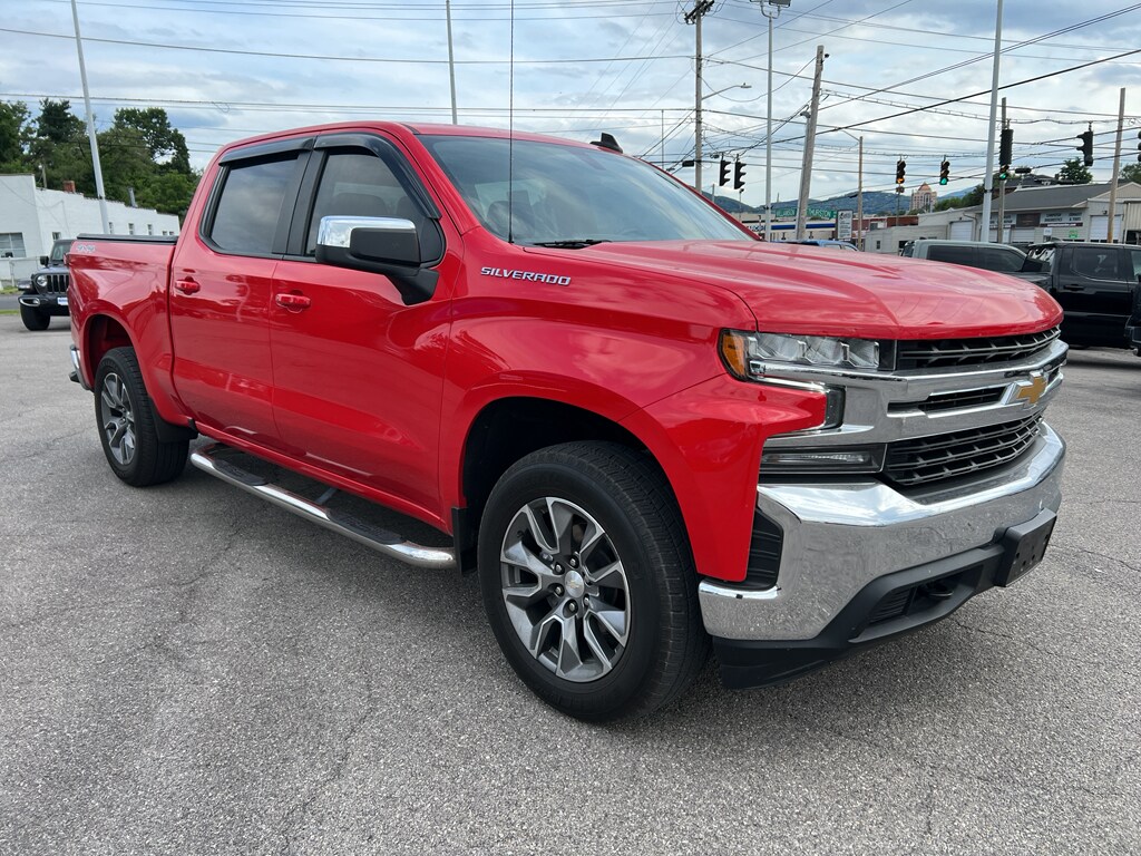 Used 2021 Chevrolet Silverado LT Crew Cab