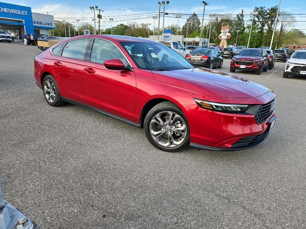 Used 2024 Honda Accord EX Sedan