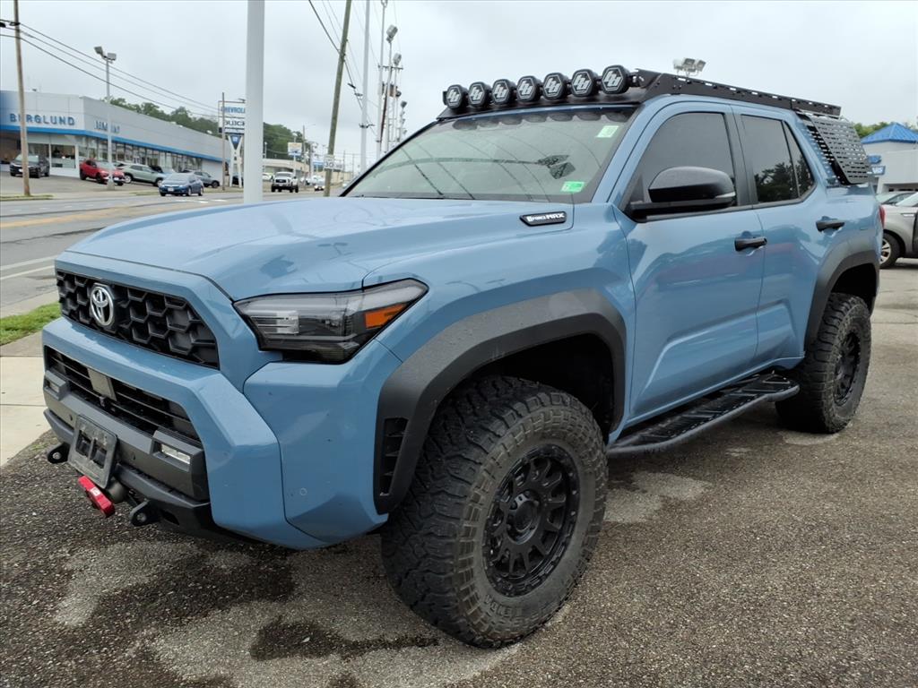 2025 Toyota 4Runner Hybrid TRD Off-Road i-FORCE MAX 4WD's photo