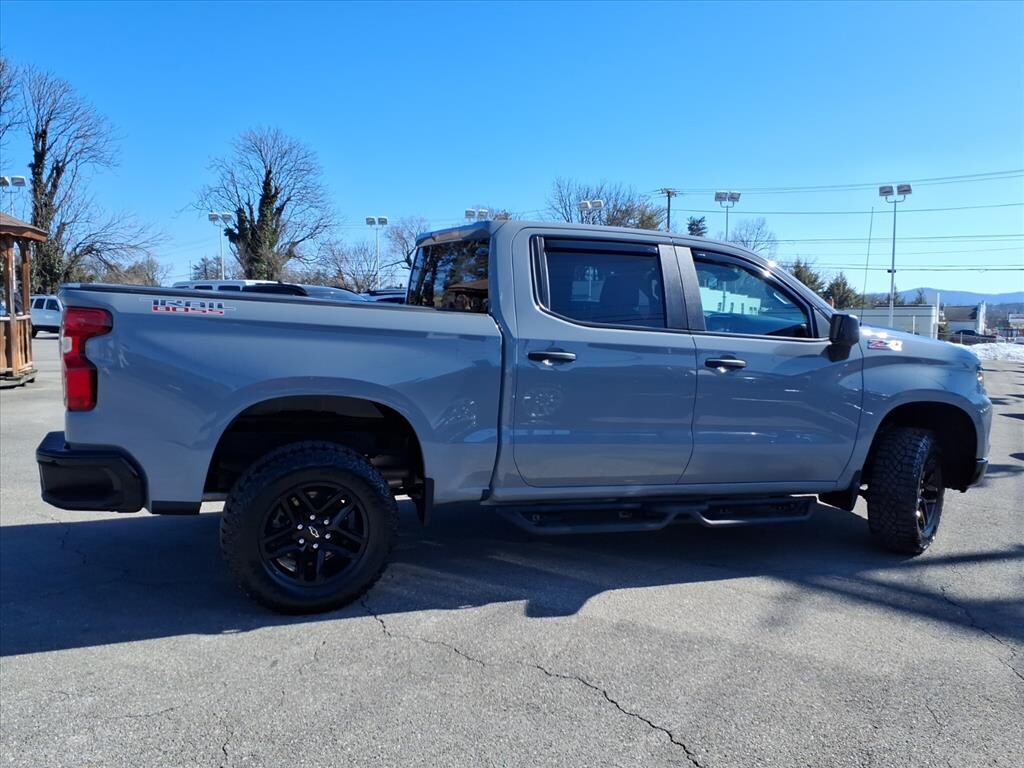 Used 2025 Chevrolet Silverado Custom Trail Boss Crew Cab