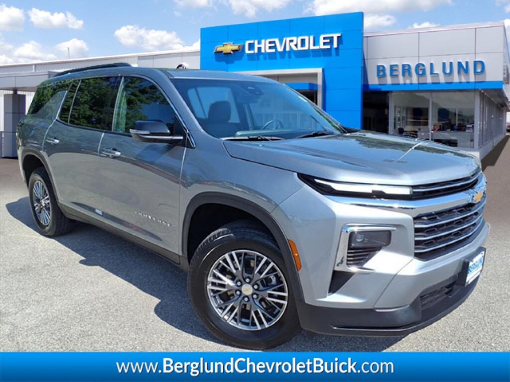 Used 2026 Chevrolet Traverse LT Wagon