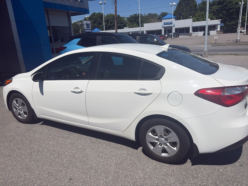 Used 2016 Kia Forte LX Sedan
