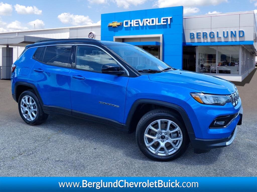Used 2025 Jeep Compass Limited Sport Utility