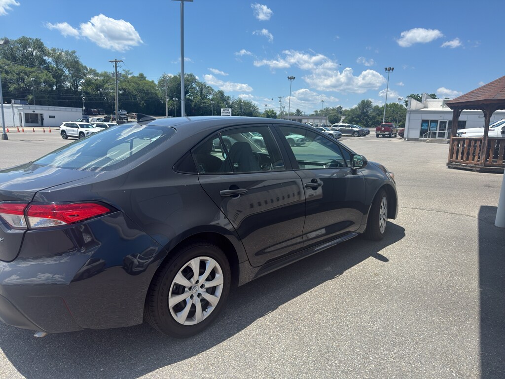 Used 2024 Toyota Corolla LE Sedan