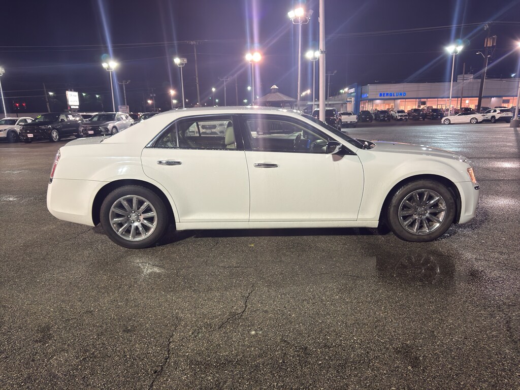 Used 2014 Chrysler 300C 300C Sedan