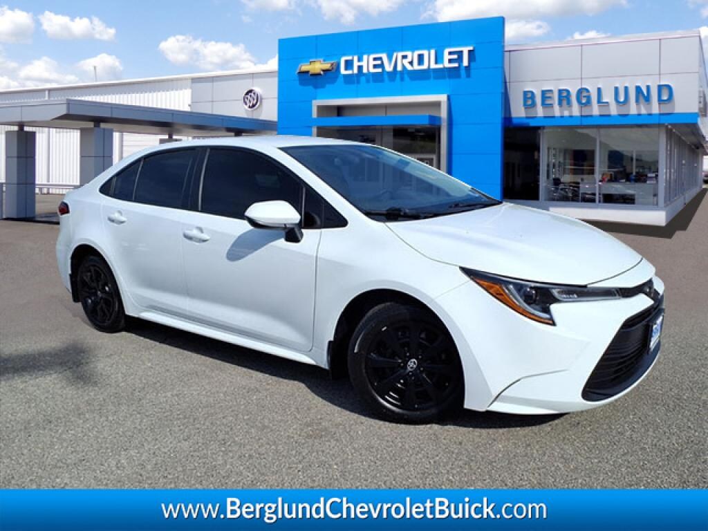 Used 2024 Toyota Corolla LE Sedan