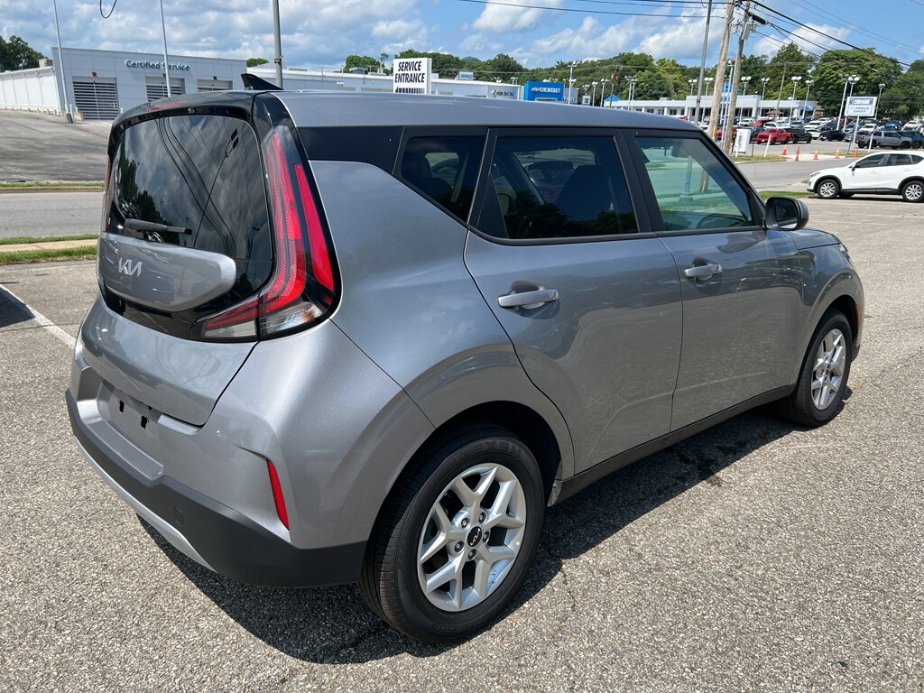 Used 2025 Kia Soul Wagon