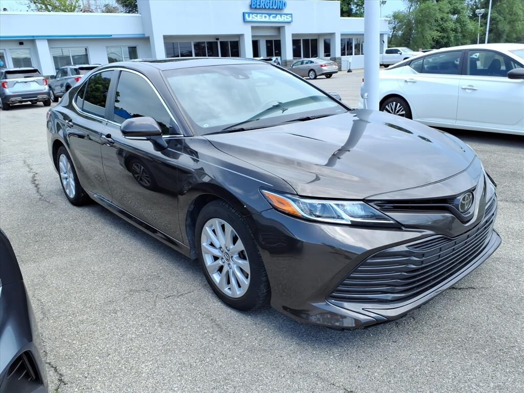 Used 2018 Toyota Camry LE Sedan
