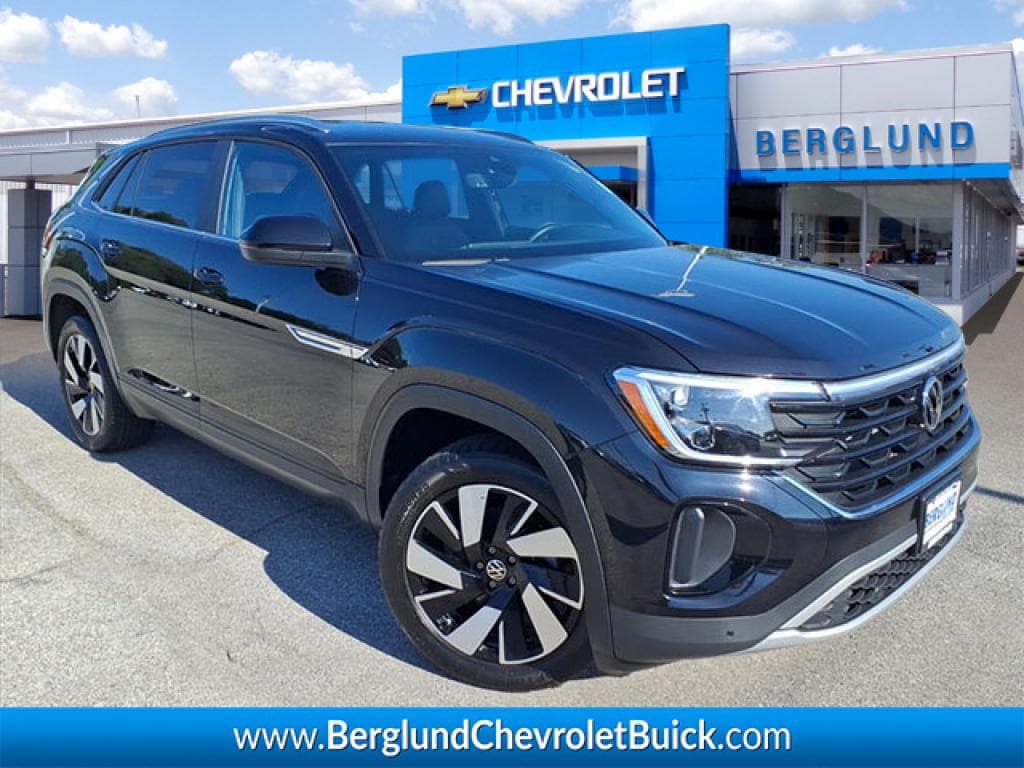 Used 2026 Volkswagen Atlas Cross Sport SE w/Technology 4motion Wagon