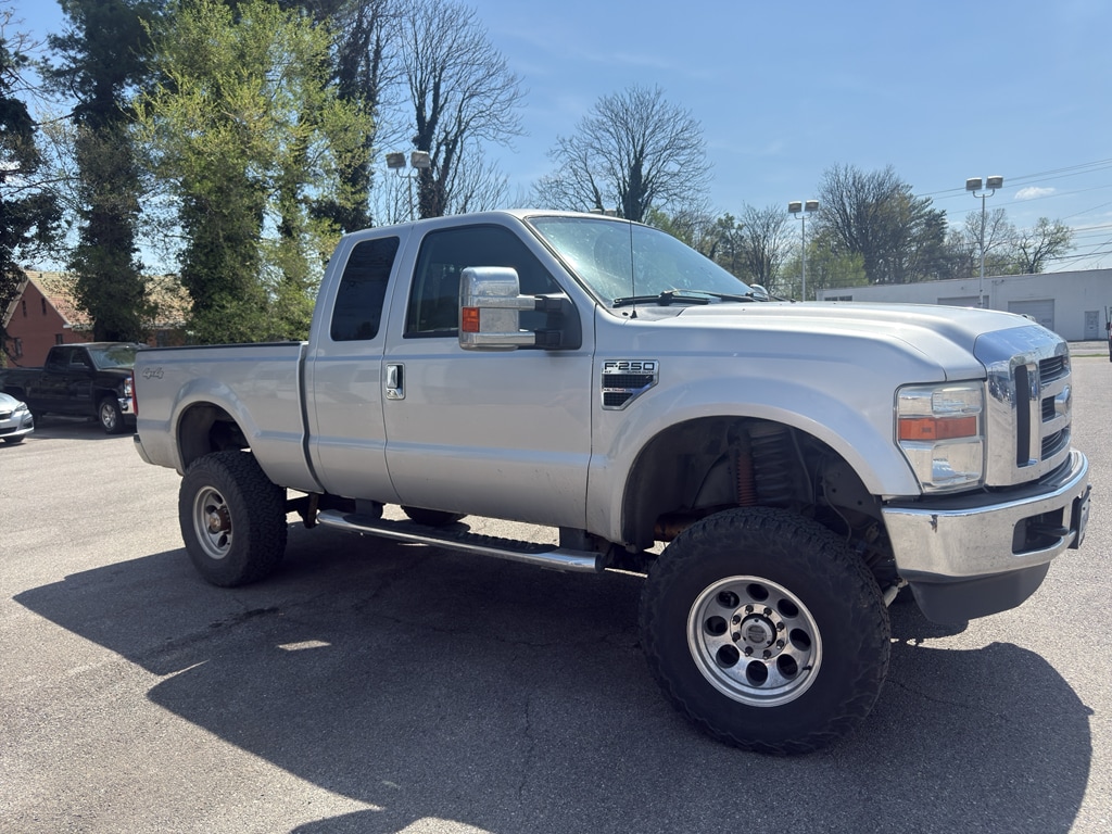 Used 2010 Ford F-250 Lariat Extended Cab