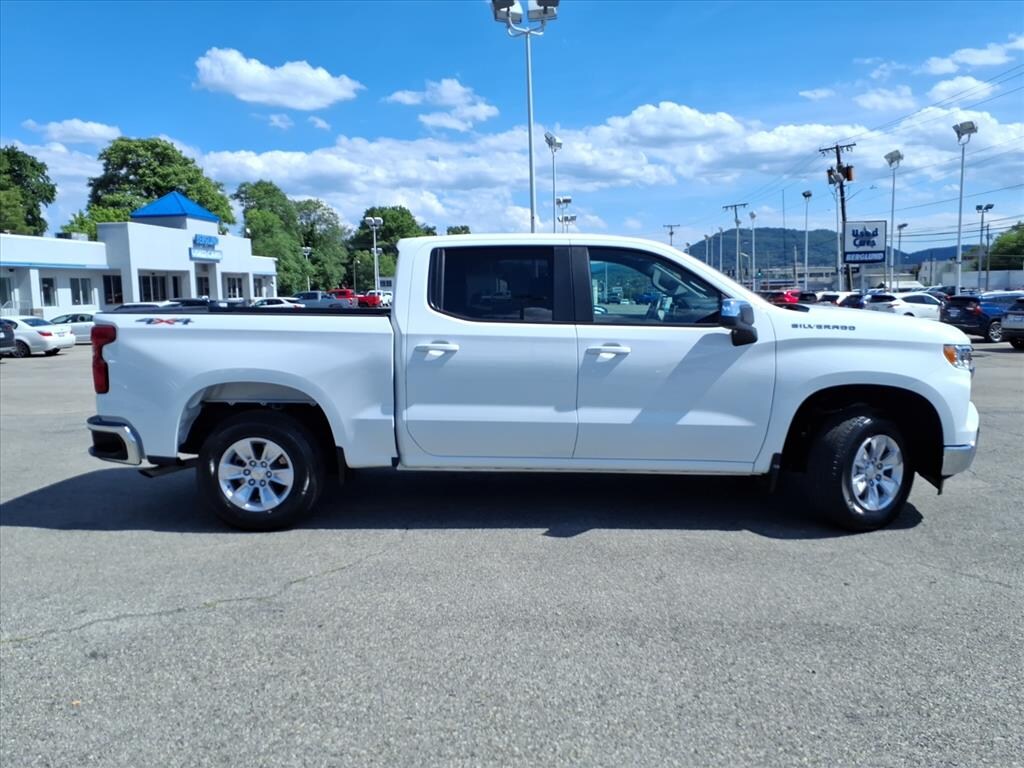 Used 2026 Chevrolet Silverado LT Cab; Crew
