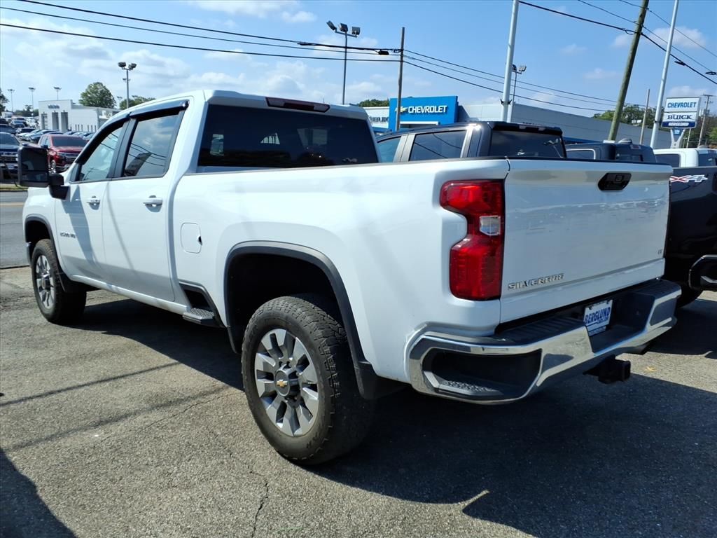 2024 Chevrolet Silverado 2500HD LT photo 3
