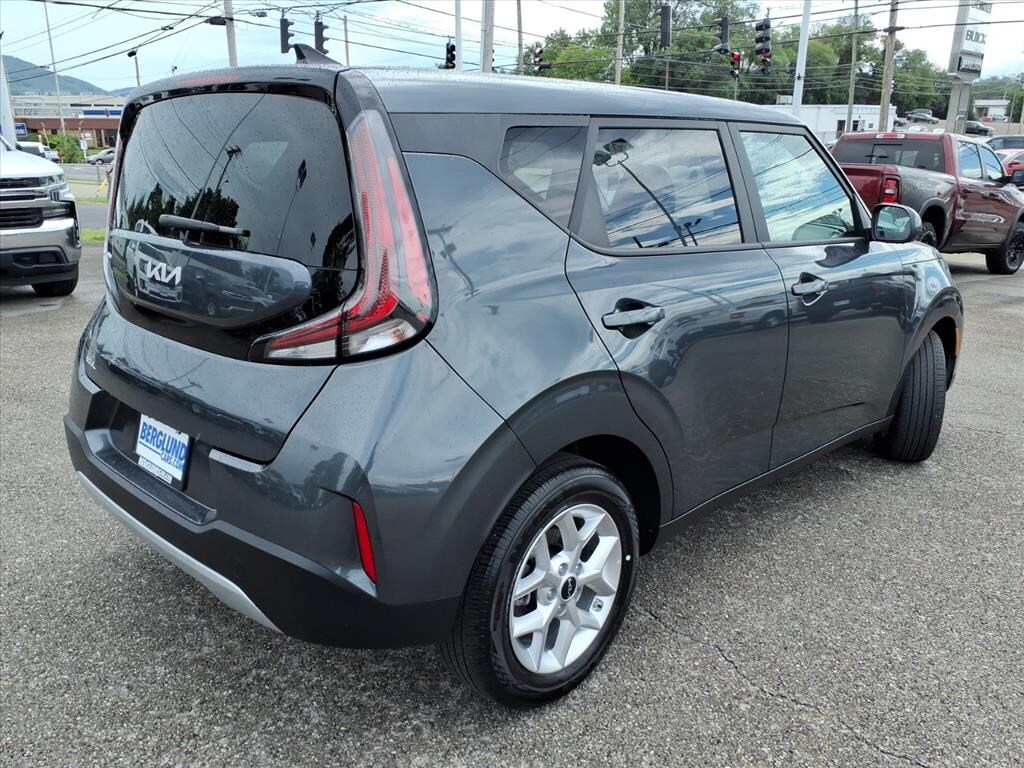 Used 2025 Kia Soul Wagon