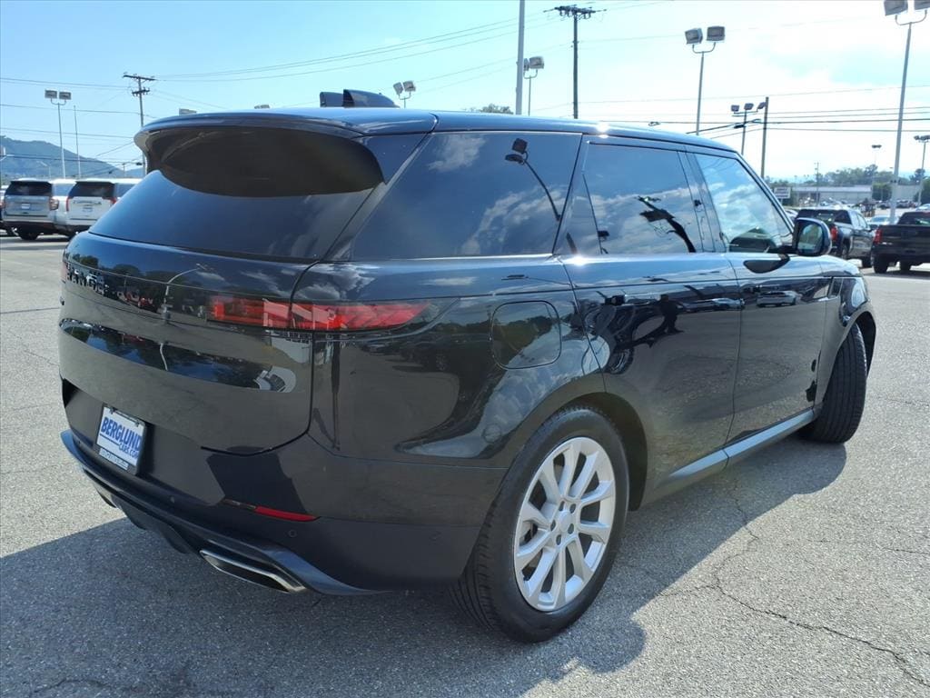 Used 2025 Land Rover Range Rover Sport SE Sport Utility
