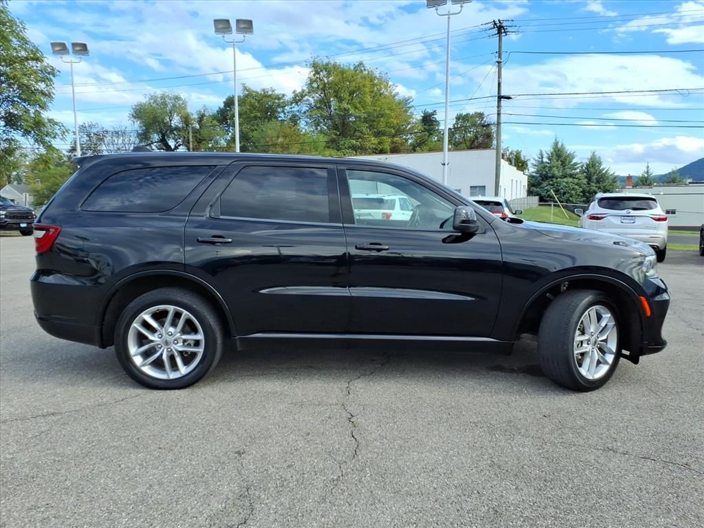 2023 Dodge Durango GT photo 2