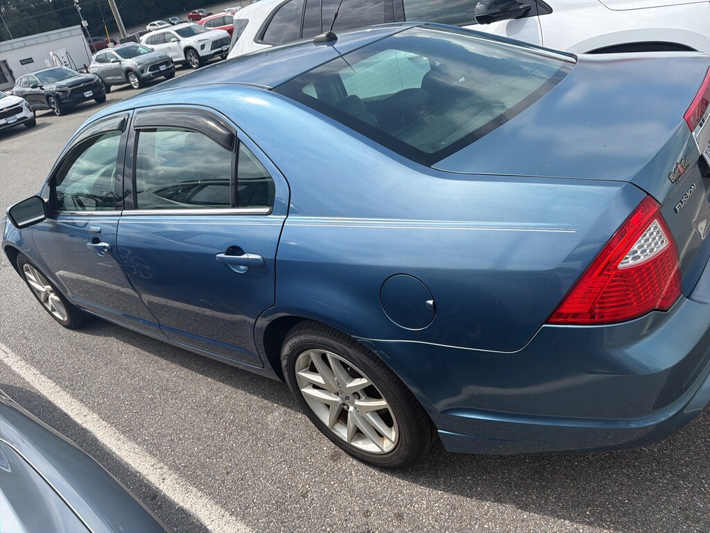 Used 2010 Ford Fusion SEL Sedan