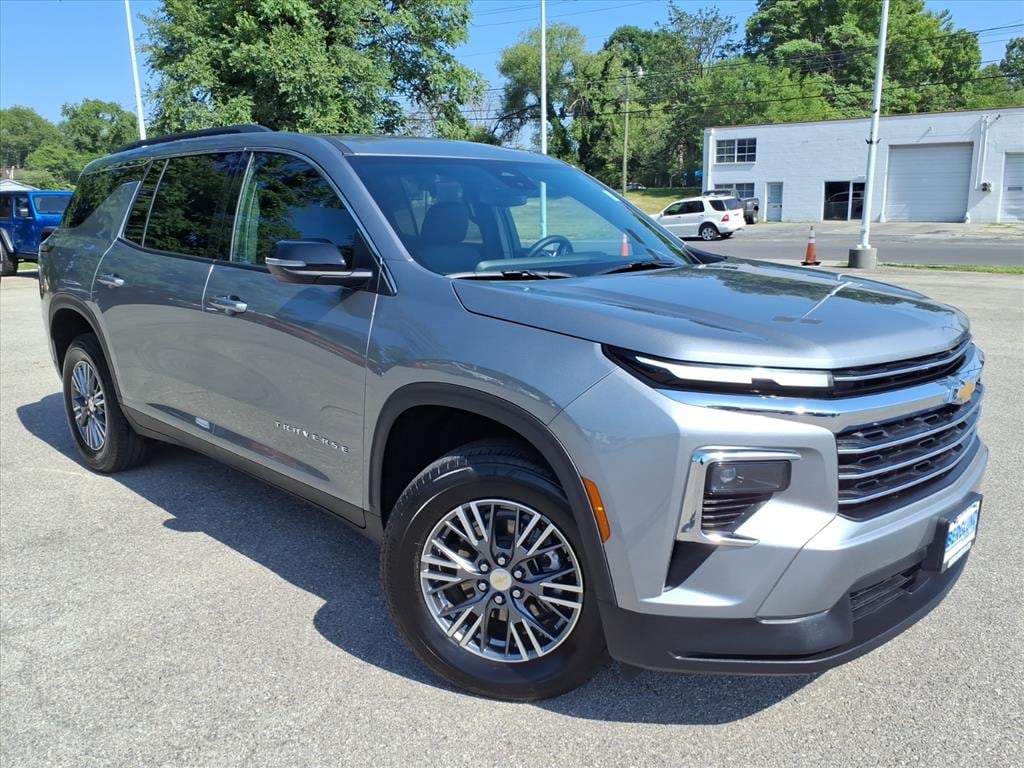 Used 2026 Chevrolet Traverse LT Wagon