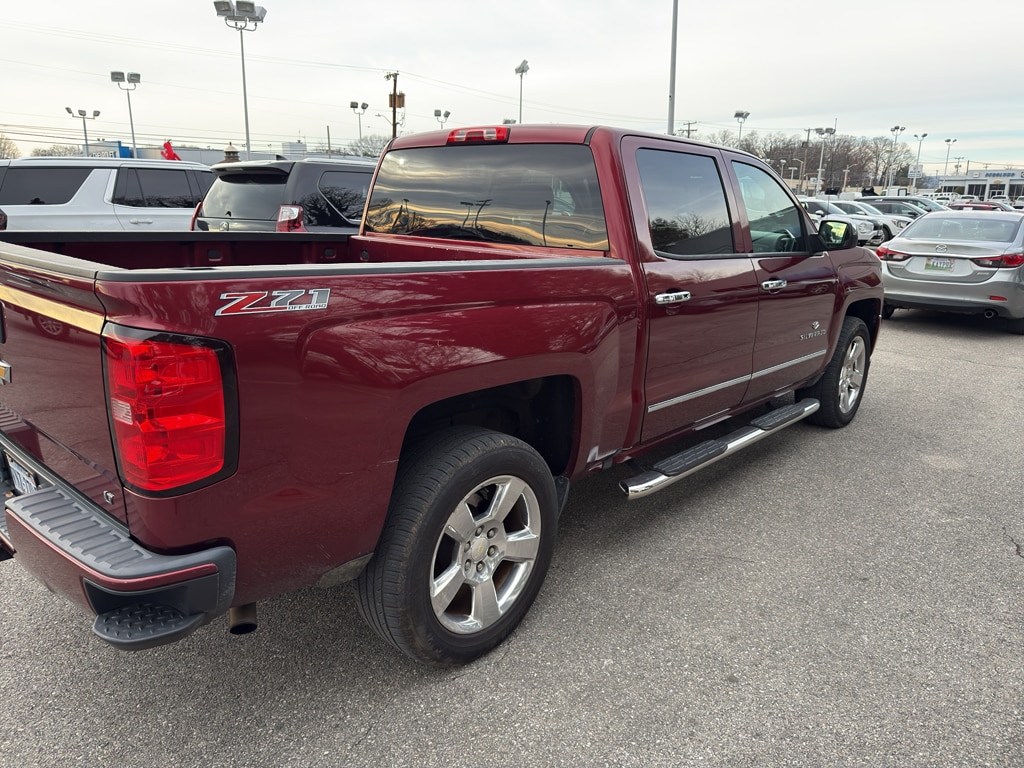 Used 2016 Chevrolet Silverado LT Crew Cab