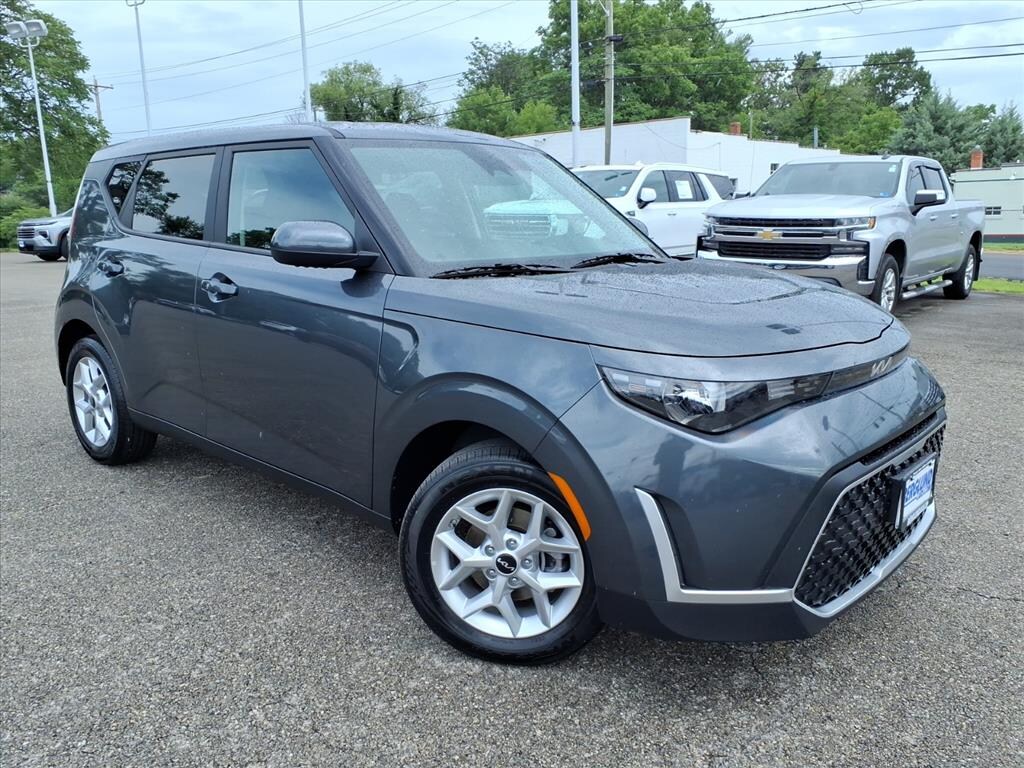 Used 2025 Kia Soul Wagon